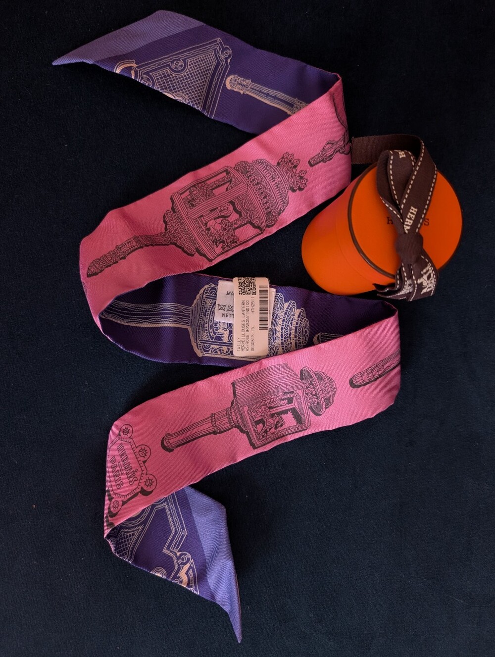 Hermes Silk Twilly Scarf Merveilleuses Lanternes Rose Bonbon Pink, Indigo Blue